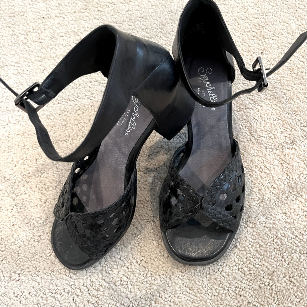 Seychelles Black Women's Sandals